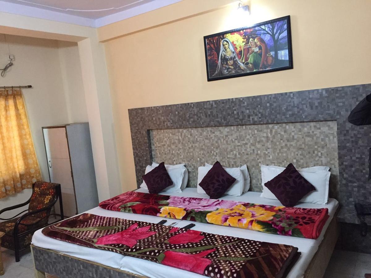 Hotel Sagar Palace Udaipur Bagian luar foto